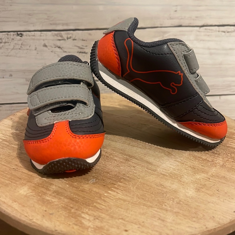 Puma - Speeder Illuminescent - Light Up Infant Shoes - Size 4 (Baby)